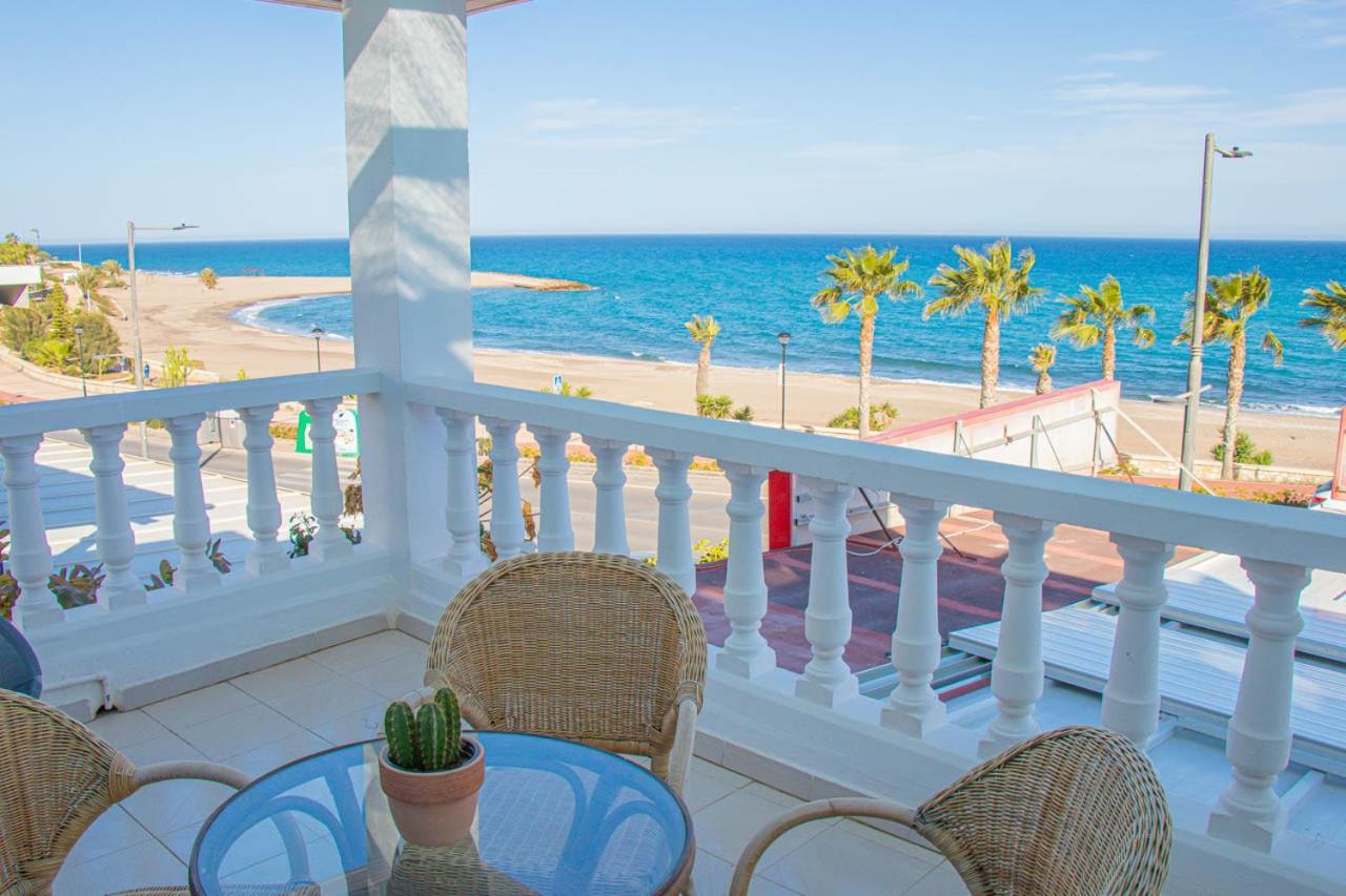 La Esperanza Beach- Zona Pubs Y Restaurantes 모야카 외부 사진