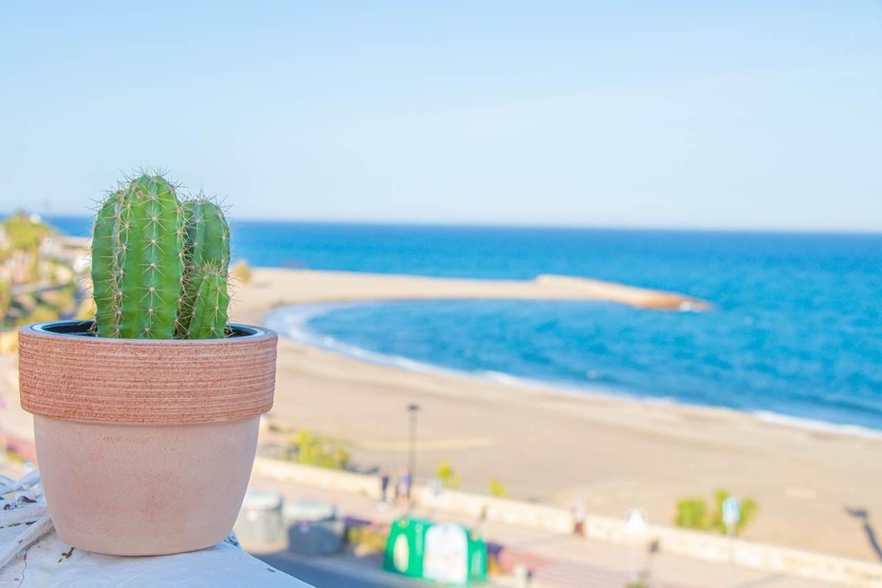 La Esperanza Beach- Zona Pubs Y Restaurantes 모야카 외부 사진