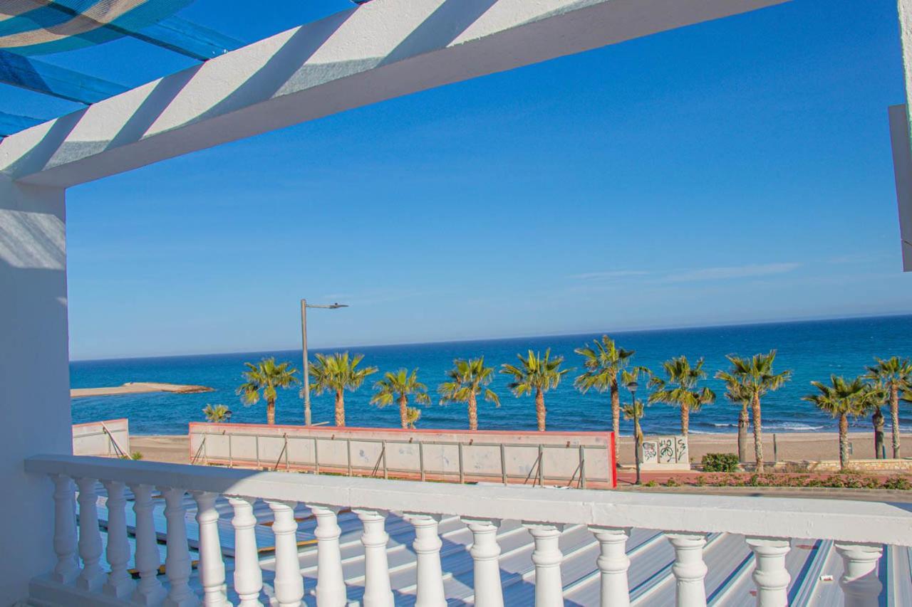 La Esperanza Beach- Zona Pubs Y Restaurantes 모야카 외부 사진